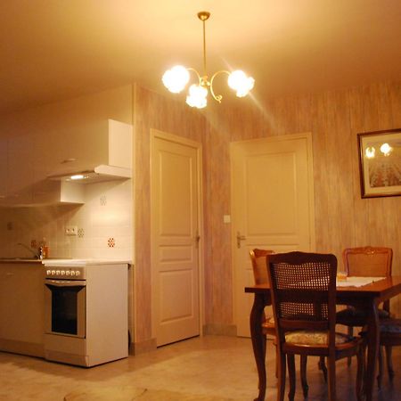 Au Domaine De Rimou Villa Room photo