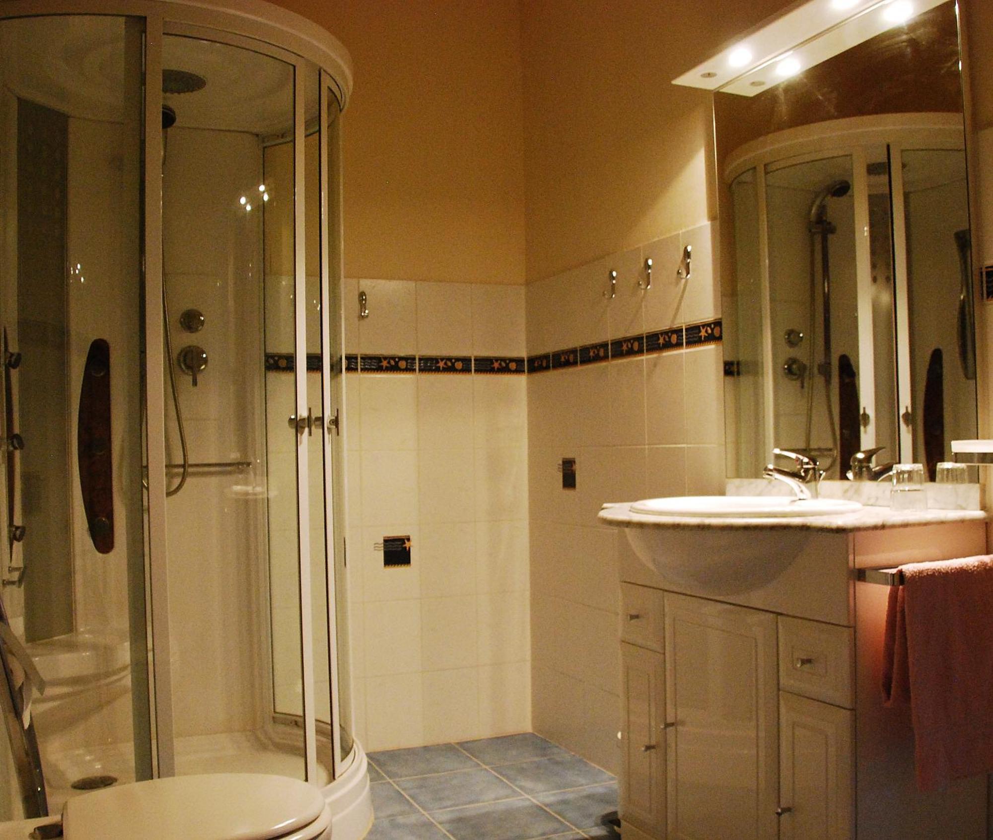 Au Domaine De Rimou Villa Room photo